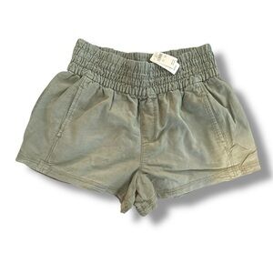 High-Waist Olive Green Womens Shorts with Elastic Waist